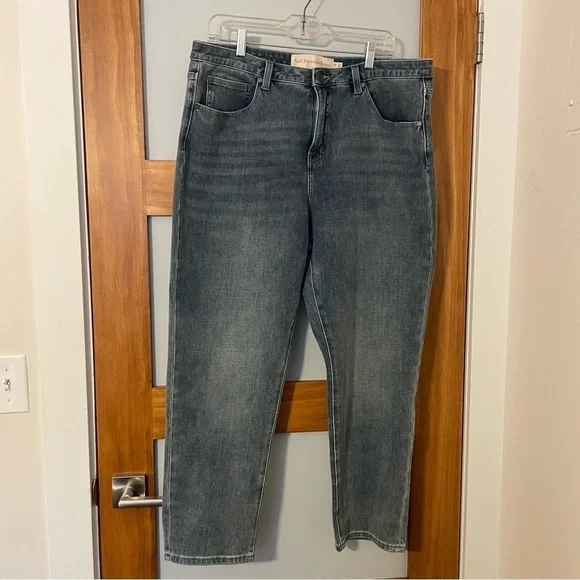 Soft Surroundings Straight Leg Ultimate Denim Jeans - Picture 1 of 5